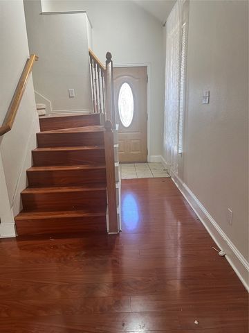 937 Spring Valley Plaza, Richardson, TX 75080