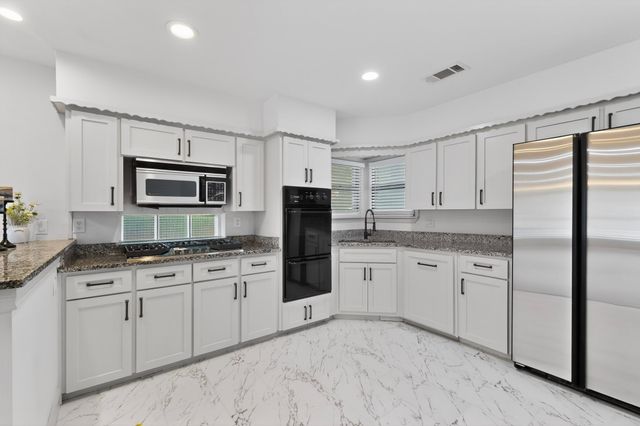 6025 Fairway Avenue, Dallas, TX 75227