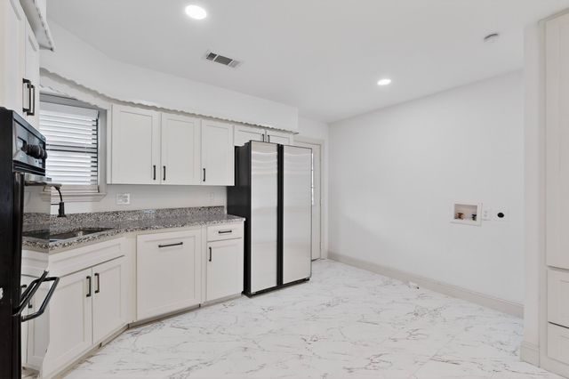 6025 Fairway Avenue, Dallas, TX 75227