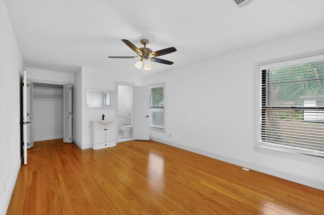 6025 Fairway Avenue, Dallas, TX 75227