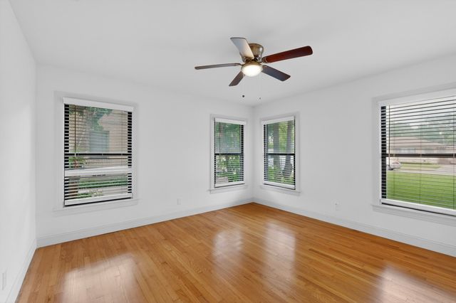 6025 Fairway Avenue, Dallas, TX 75227