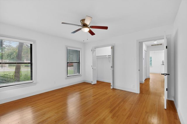 6025 Fairway Avenue, Dallas, TX 75227