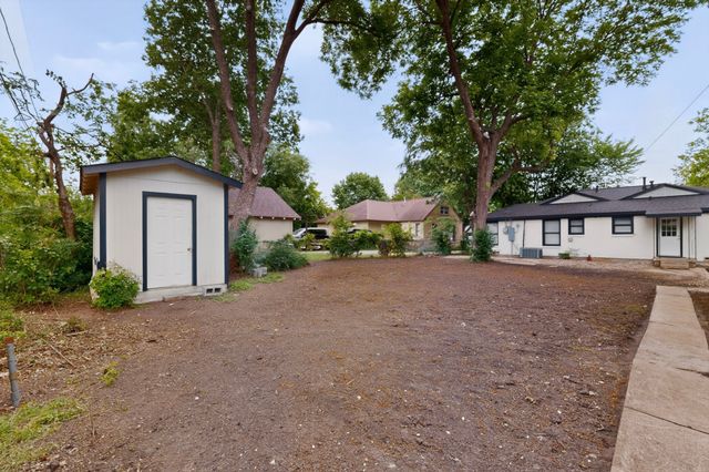 6025 Fairway Avenue, Dallas, TX 75227