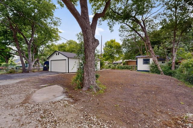 6025 Fairway Avenue, Dallas, TX 75227