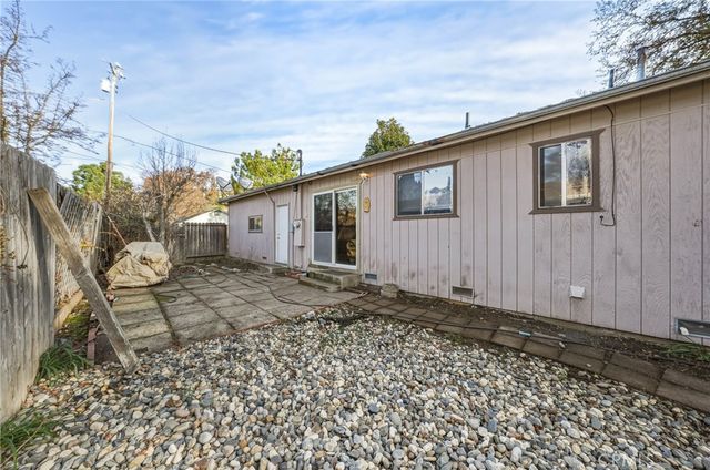 1011 2nd, Lakeport, CA 95453