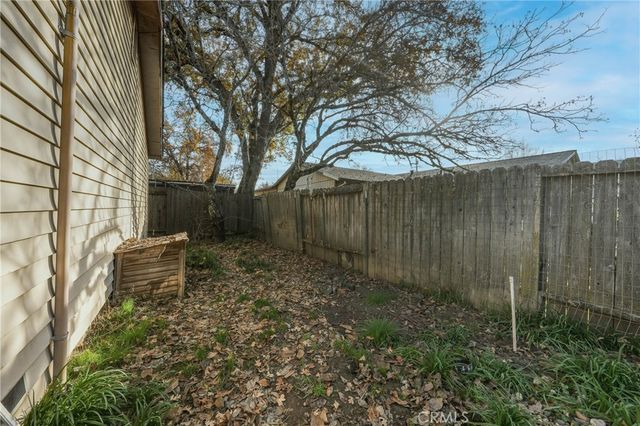 1011 2nd, Lakeport, CA 95453