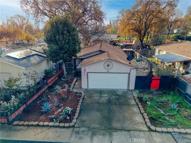1011 2nd, Lakeport, CA 95453