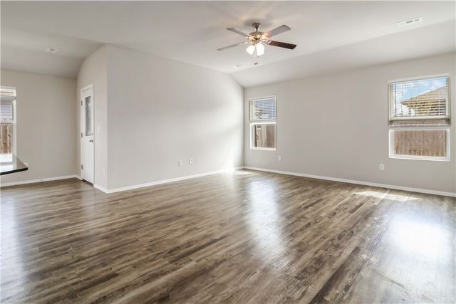 1721 Hermitage Drive, Centerton, AR 72719