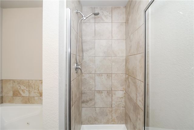 1721 Hermitage Drive, Centerton, AR 72719