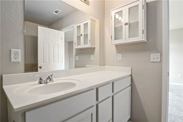 1721 Hermitage Drive, Centerton, AR 72719