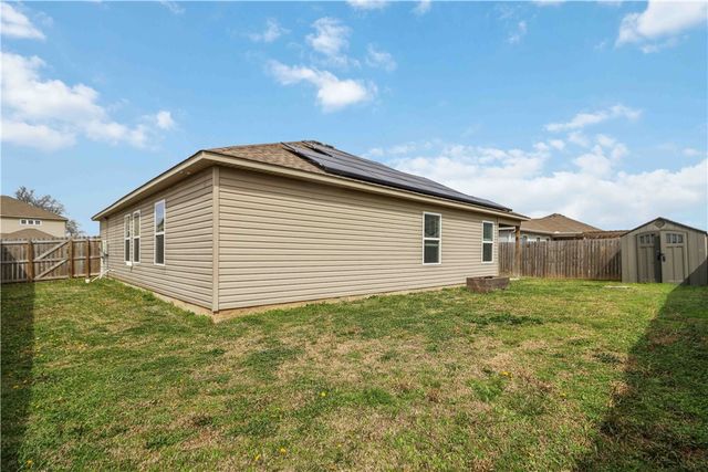 1721 Hermitage Drive, Centerton, AR 72719