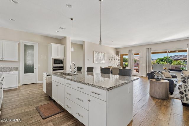 10331 E BETA Avenue, Mesa, AZ 85212