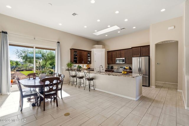 9094 S Lanai Lane, Vail, AZ 85641