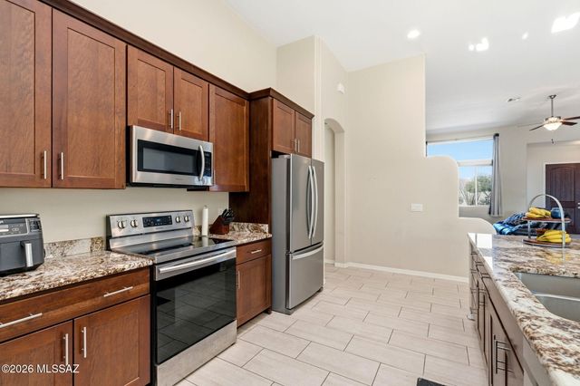 9094 S Lanai Lane, Vail, AZ 85641
