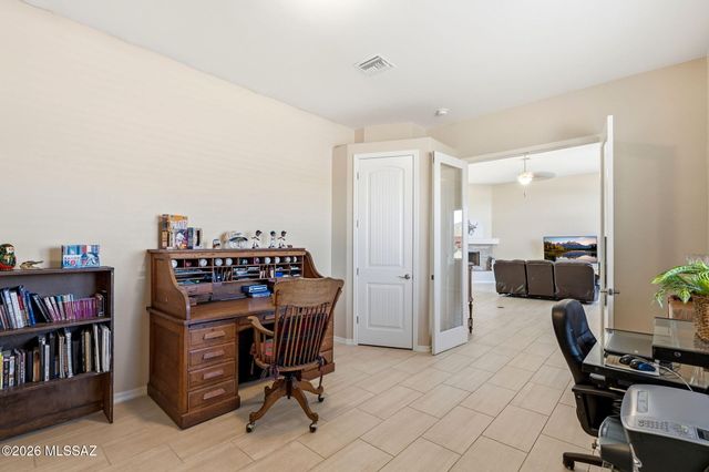 9094 S Lanai Lane, Vail, AZ 85641