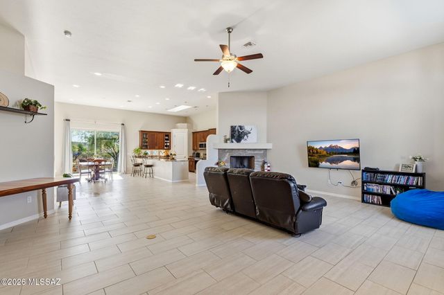 9094 S Lanai Lane, Vail, AZ 85641