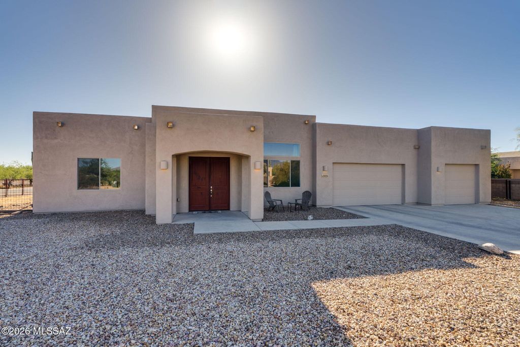 9094 S Lanai Lane, Vail, AZ 85641