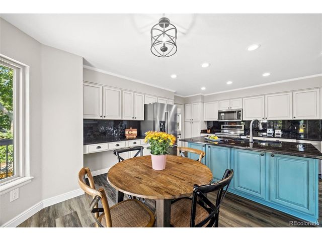 9755 Spring Hill St, Highlands Ranch, CO 80129