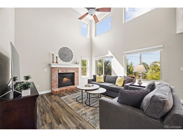 9755 Spring Hill St, Highlands Ranch, CO 80129