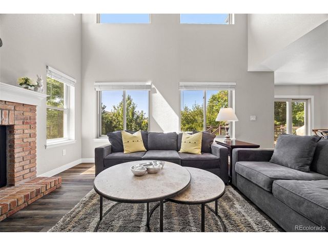 9755 Spring Hill St, Highlands Ranch, CO 80129