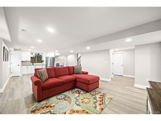 9755 Spring Hill St, Highlands Ranch, CO 80129