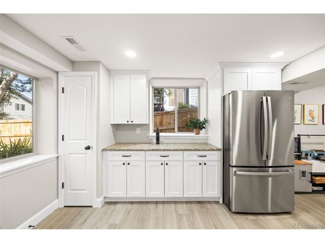 9755 Spring Hill St, Highlands Ranch, CO 80129