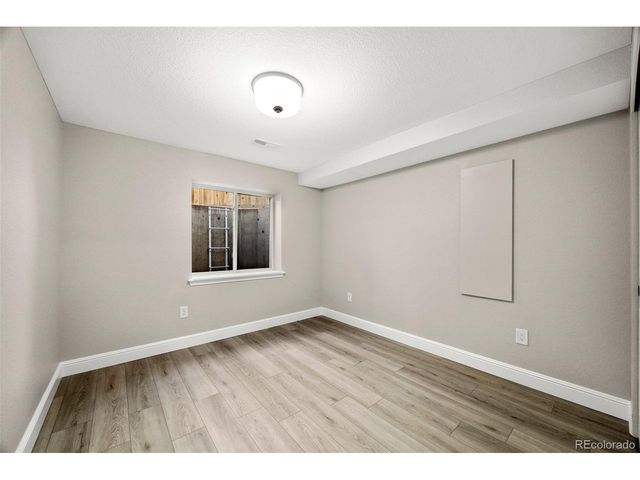 9755 Spring Hill St, Highlands Ranch, CO 80129