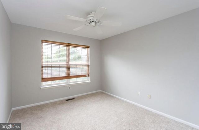 105 FARRINGTON CT, Collegeville, PA 19426