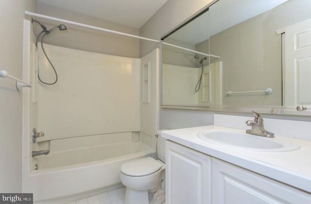 105 FARRINGTON CT, Collegeville, PA 19426