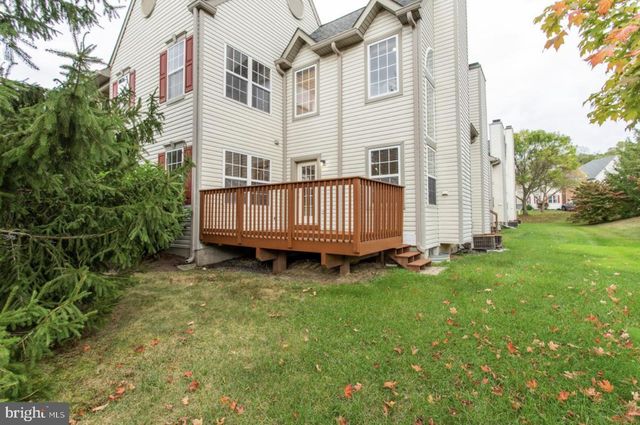 105 FARRINGTON CT, Collegeville, PA 19426