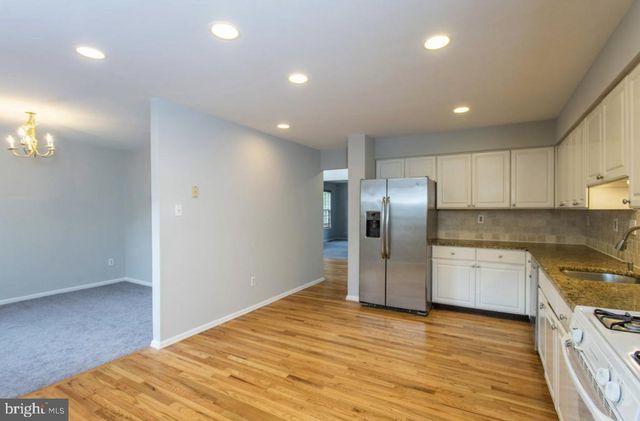105 FARRINGTON CT, Collegeville, PA 19426