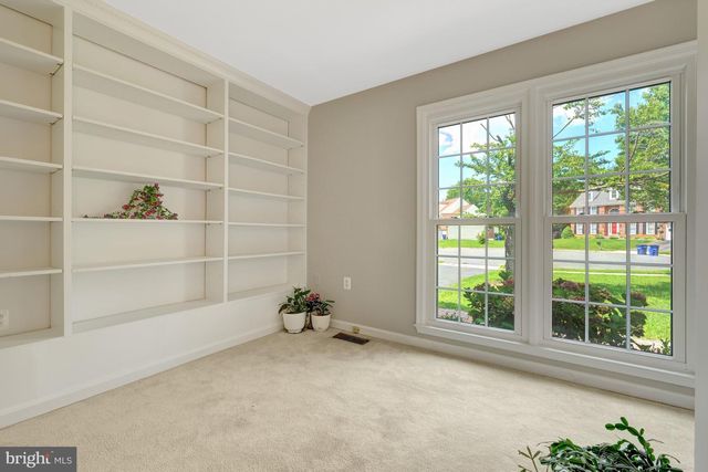 1501 SNOWFLAKE CT, Herndon, VA 20170