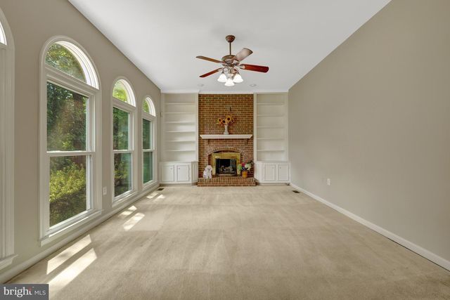 1501 SNOWFLAKE CT, Herndon, VA 20170