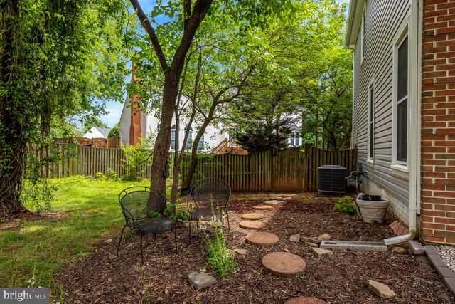1501 SNOWFLAKE CT, Herndon, VA 20170