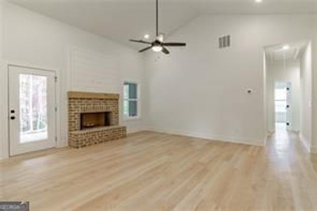 7364 Cherokee Lane, Murrayville, GA 30564