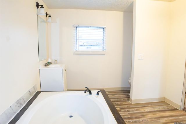 9815 Adam Dr, Denham Springs, LA 70726