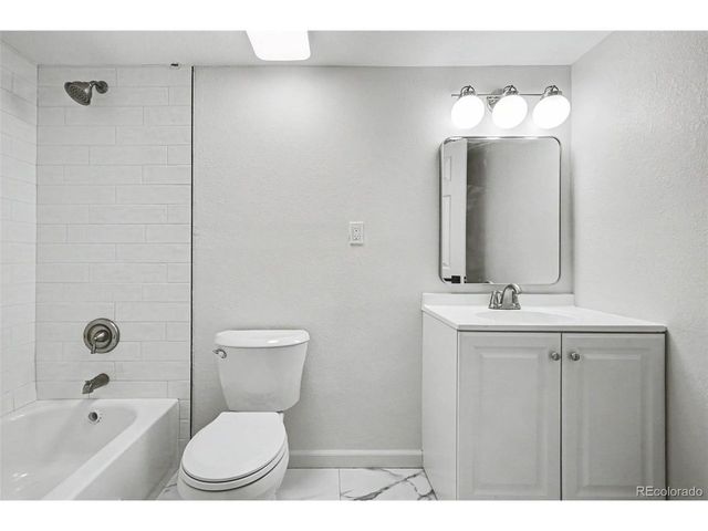 11874 Eudora Dr, Thornton, CO 80233