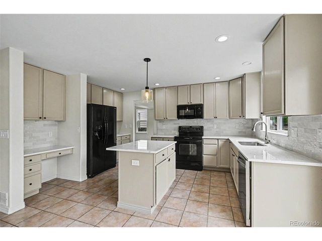 11874 Eudora Dr, Thornton, CO 80233