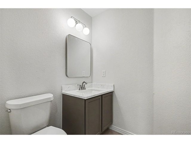 11874 Eudora Dr, Thornton, CO 80233