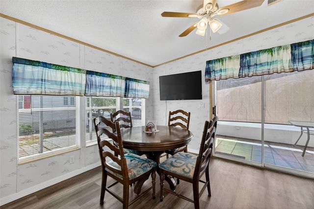 3224 MANATEE ROAD, Tavares, FL 32778