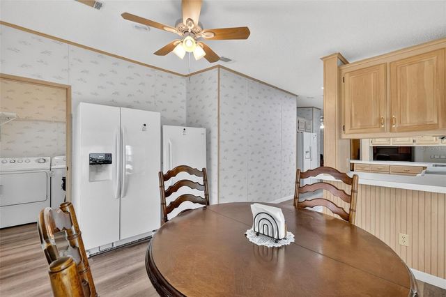 3224 MANATEE ROAD, Tavares, FL 32778