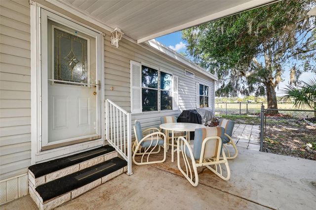 3224 MANATEE ROAD, Tavares, FL 32778