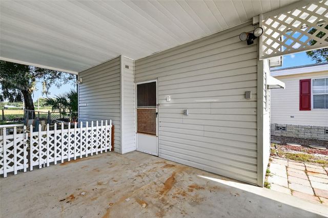 3224 MANATEE ROAD, Tavares, FL 32778