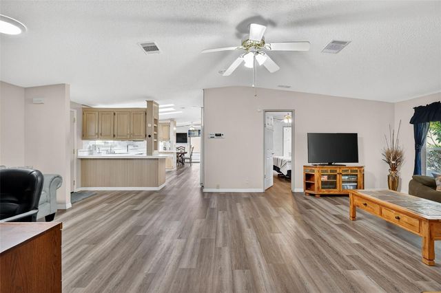 3224 MANATEE ROAD, Tavares, FL 32778