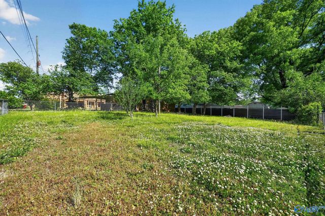 54 Robinson Creek Road, Falkville, AL 35622
