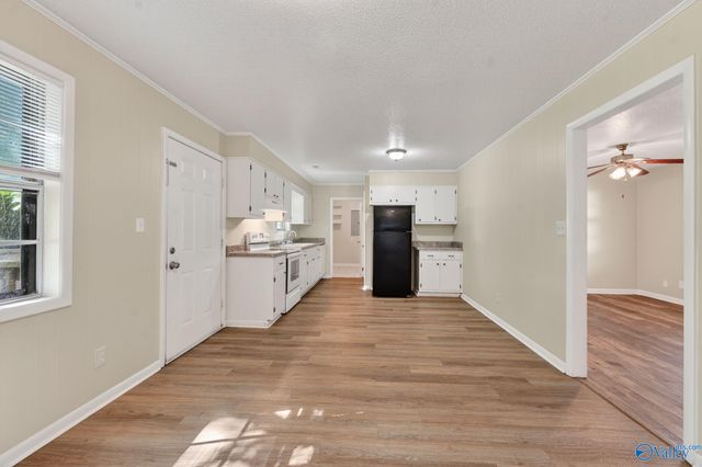 54 Robinson Creek Road, Falkville, AL 35622