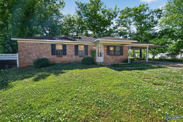 54 Robinson Creek Road, Falkville, AL 35622