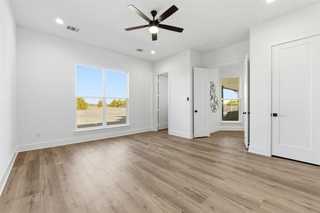 1431 Westgrove Lane, Waxahachie, TX 75165