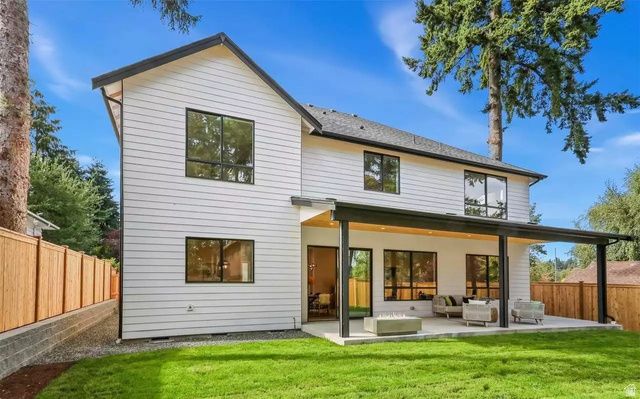 242 W 400 S, Mt Pleasant, UT 84647