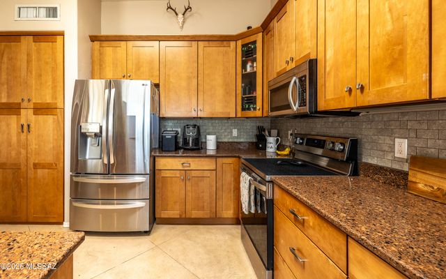 8861 E Windflower Drive, Tucson, AZ 85715